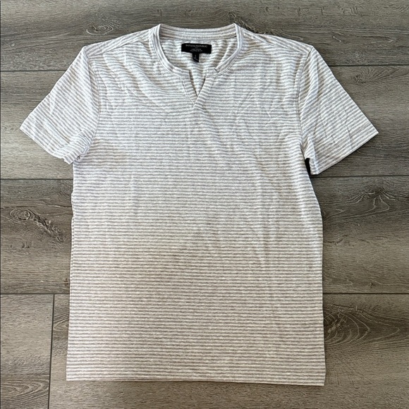 Banana Republic factory linen blend tshirt small - Picture 2 of 4